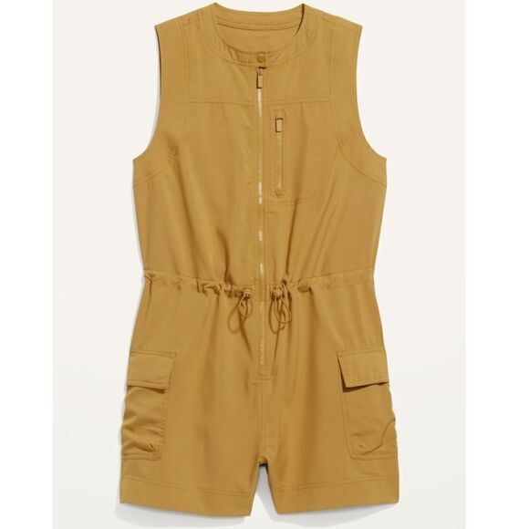 Old Navy StretchTech Sleeveless Zip-Front Cargo Romper - Picture 4 of 11